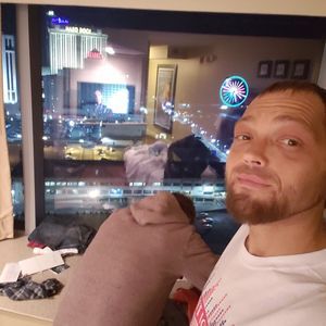 Meet your Posher, Thomas